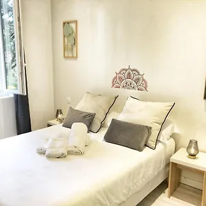 Hotel O9 Marches, Rillieux-la-Pape